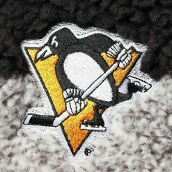 Women's G-III 4Her By Carl Banks Black/White Pittsburgh Penguins Plaid Sherpa Quarter-Zip Jacket 3 Women's G-III 4Her By Carl Banks Black/White Pittsburgh Penguins Plaid Sherpa Quarter-Zip Jacket -G-III Sales Store unnamed file 157