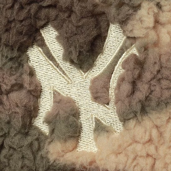 Women's G-III 4Her by Carl Banks Camo New York Yankees Sherpa Quarter-Zip Jacket Women's G-III 4Her By Carl Banks Camo New York Yankees Sherpa Quarter-Zip Jacket -G-III Sales Store unnamed file 282