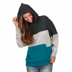 Women's G-III 4Her By Carl Banks Gray/Teal San Jose Sharks Gridiron Pullover Hoodie